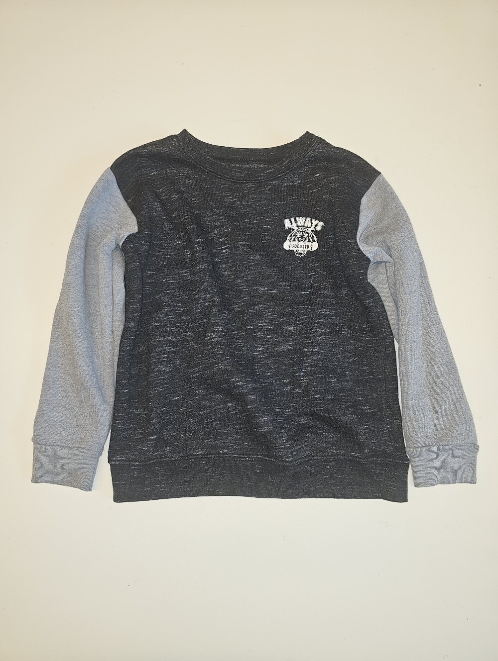 EUC | 5T | Garanimals | Black Gray Always Focused Tiger Crewneck Sweatshirt